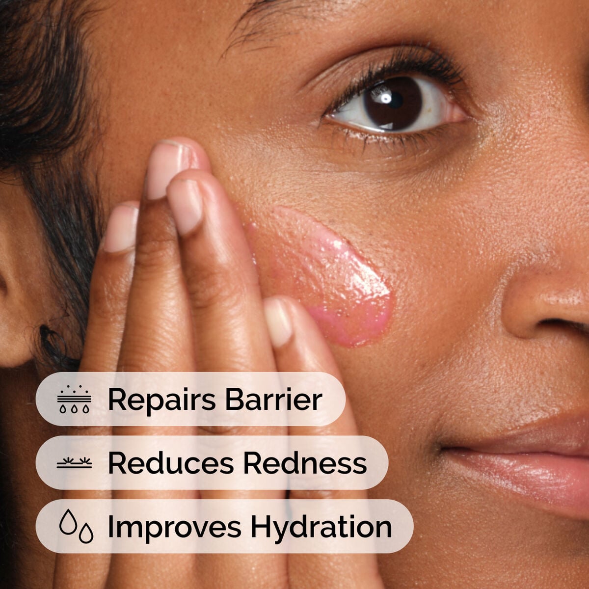 soothing-and-barrier-support-serum-l1 ord-soothing-barrier-support-serum-model-application-with-benefits.jpg